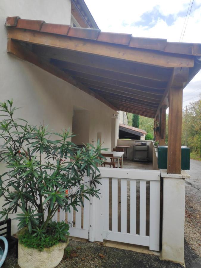 Maison 4 Personnes Caillac Exterior photo