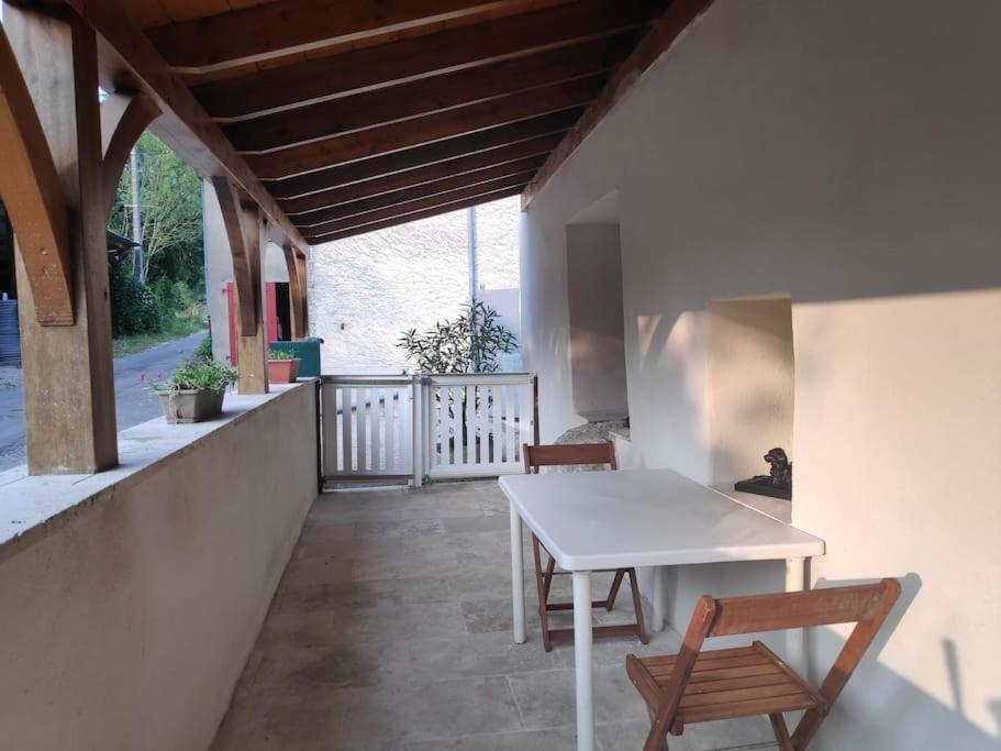 Maison 4 Personnes Caillac Exterior photo